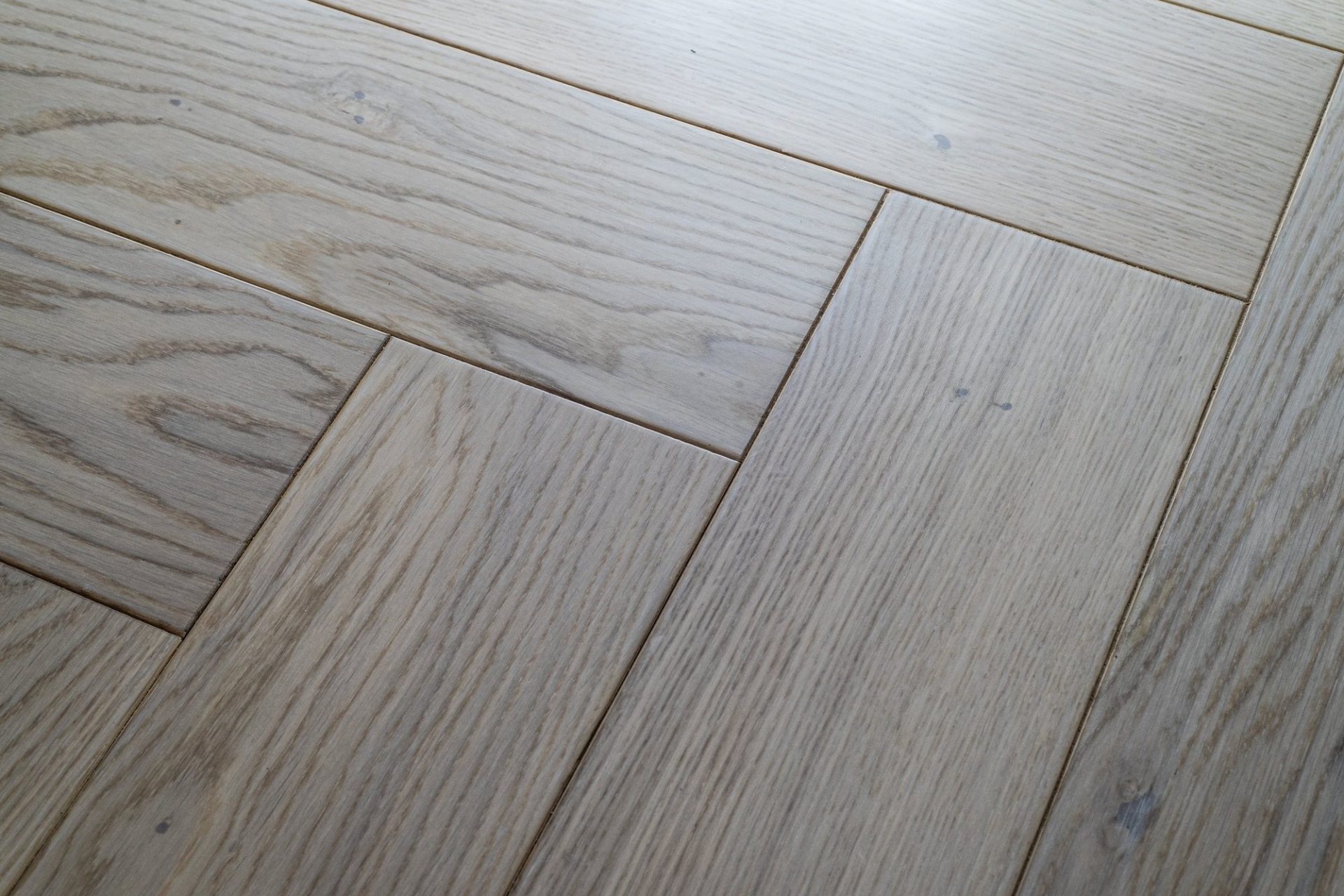 Инженерный паркет «Damy Floor» Ванильный (укладка елочкой) — купить в Березовском