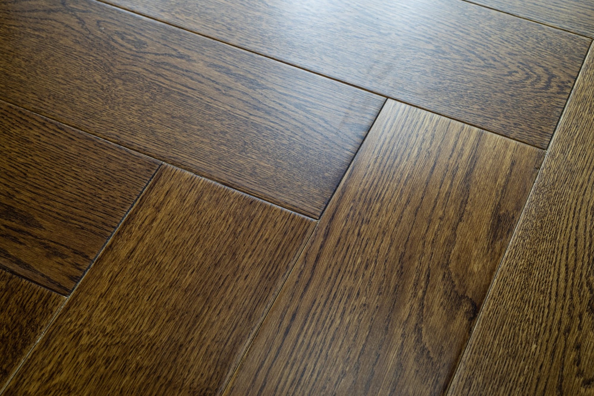 Инженерный паркет «Damy Floor» Ореховый (укладка елочкой) — купить в Березовском