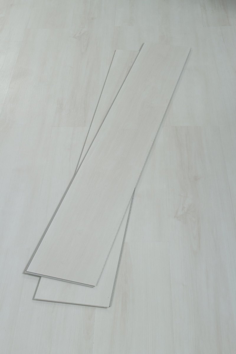 SPC ламинат "OneFloor" ЕСО 5055 (4V фаска) (1220*184*4 мм) — купить в Березовском