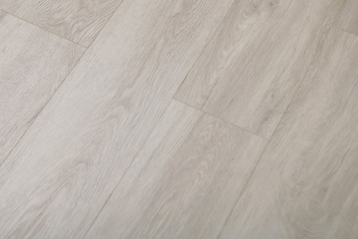 SPC ламинат "Profield" Дуб Кьявари (1220*184*4 мм) — купить в Березовском